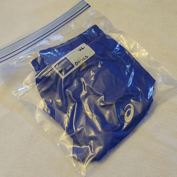 ASICS RUNNING SHORTS - Picture 9 of 10